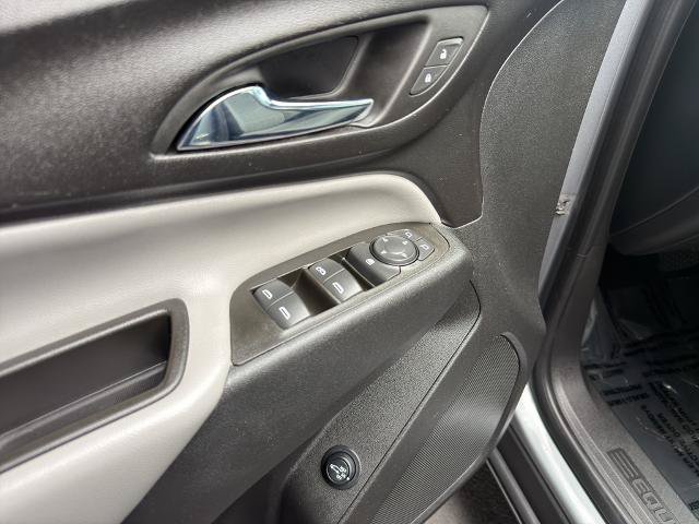 Used 2023 Chevrolet Equinox LT w/ Driver Convenience Package AWD/4WD image 15