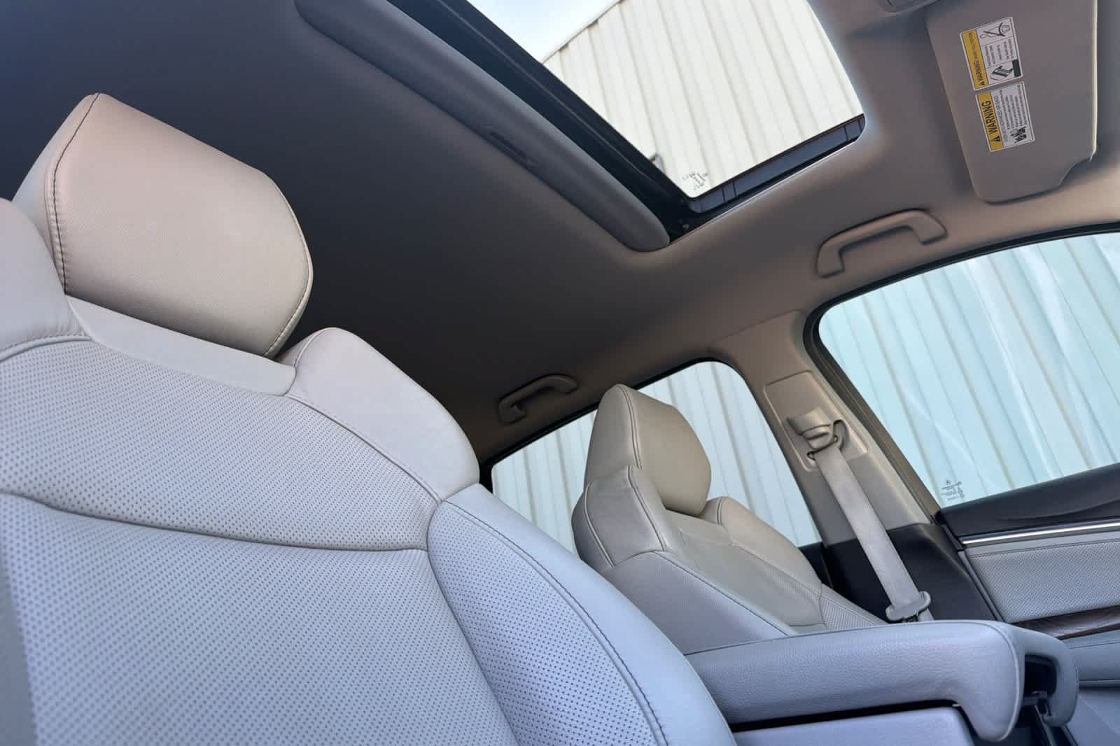 Used 2020 Acura MDX SH-AWD w/ Technology Package image 18