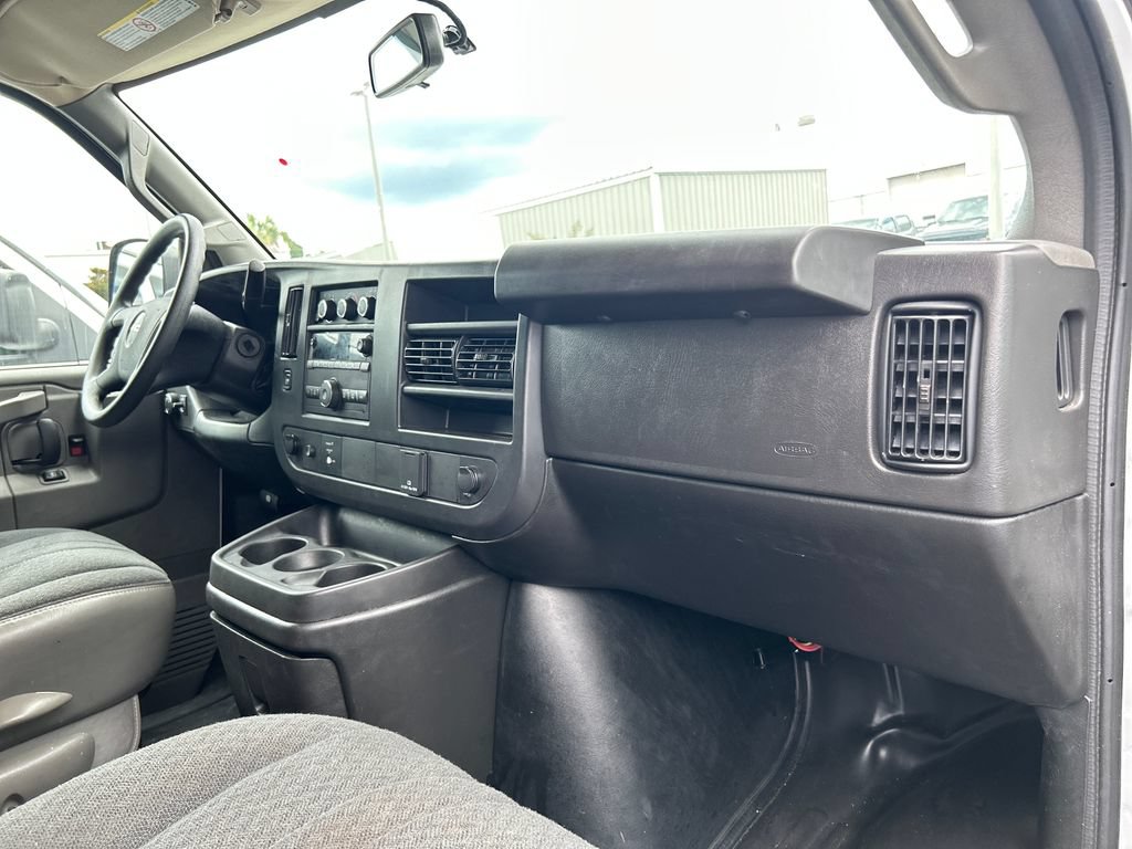 Used 2025 GMC Savana 2500 w/ Driver Convenience Package RWD image 14