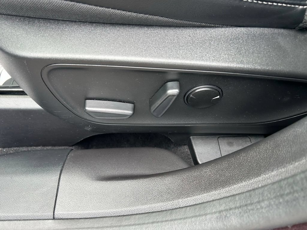 Certified 2023 Ford Escape Platinum AWD/4WD image 14