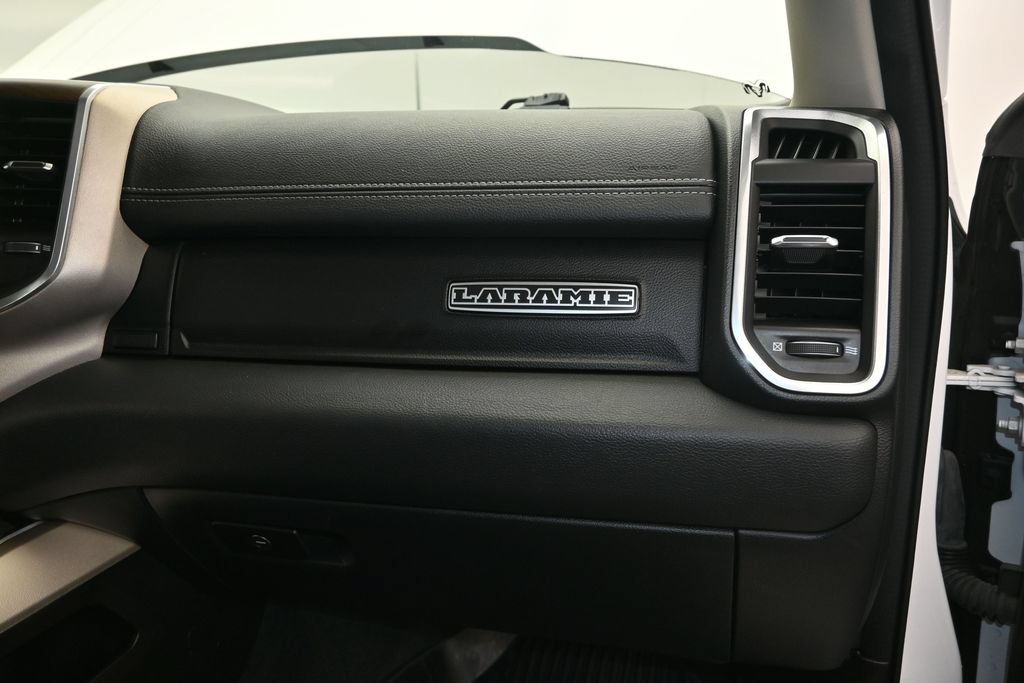 Used 2022 RAM 1500 Laramie AWD/4WD image 21