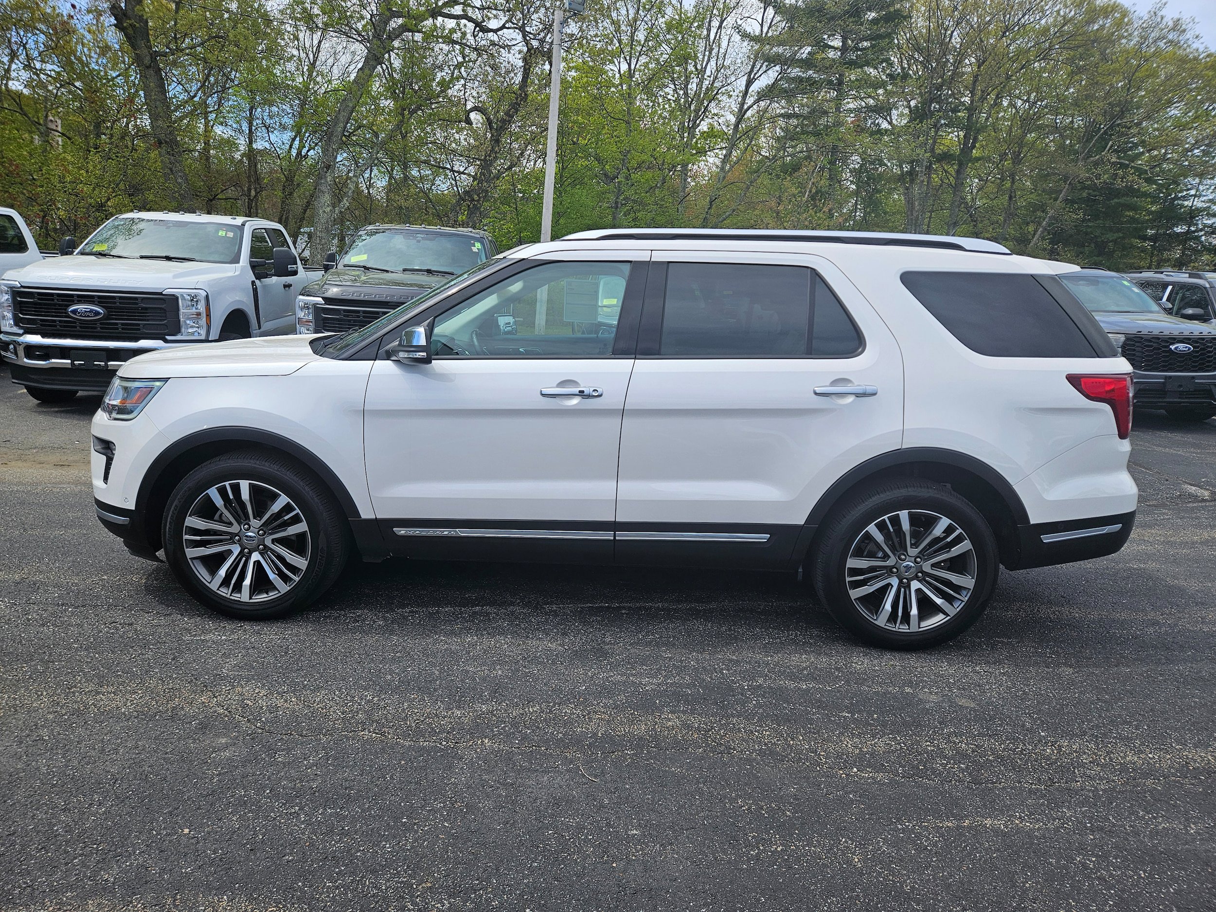 Certified 2018 Ford Explorer Platinum AWD/4WD image 8