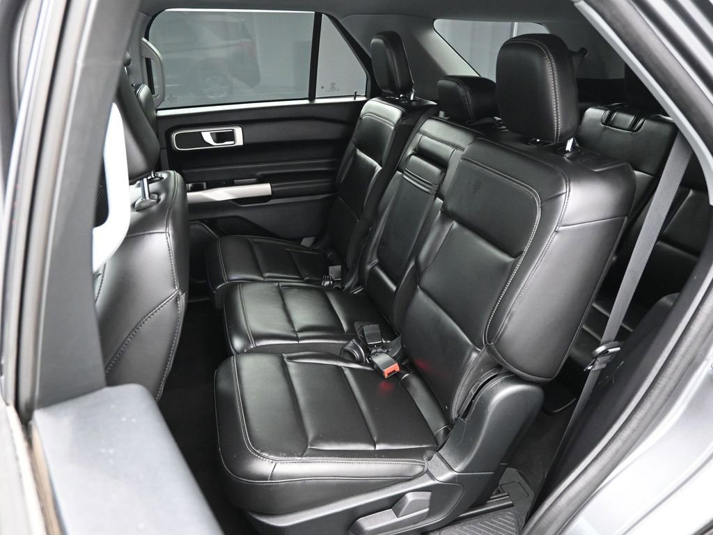 Certified 2022 Ford Explorer XLT w/ Equipment Group 202A image 48