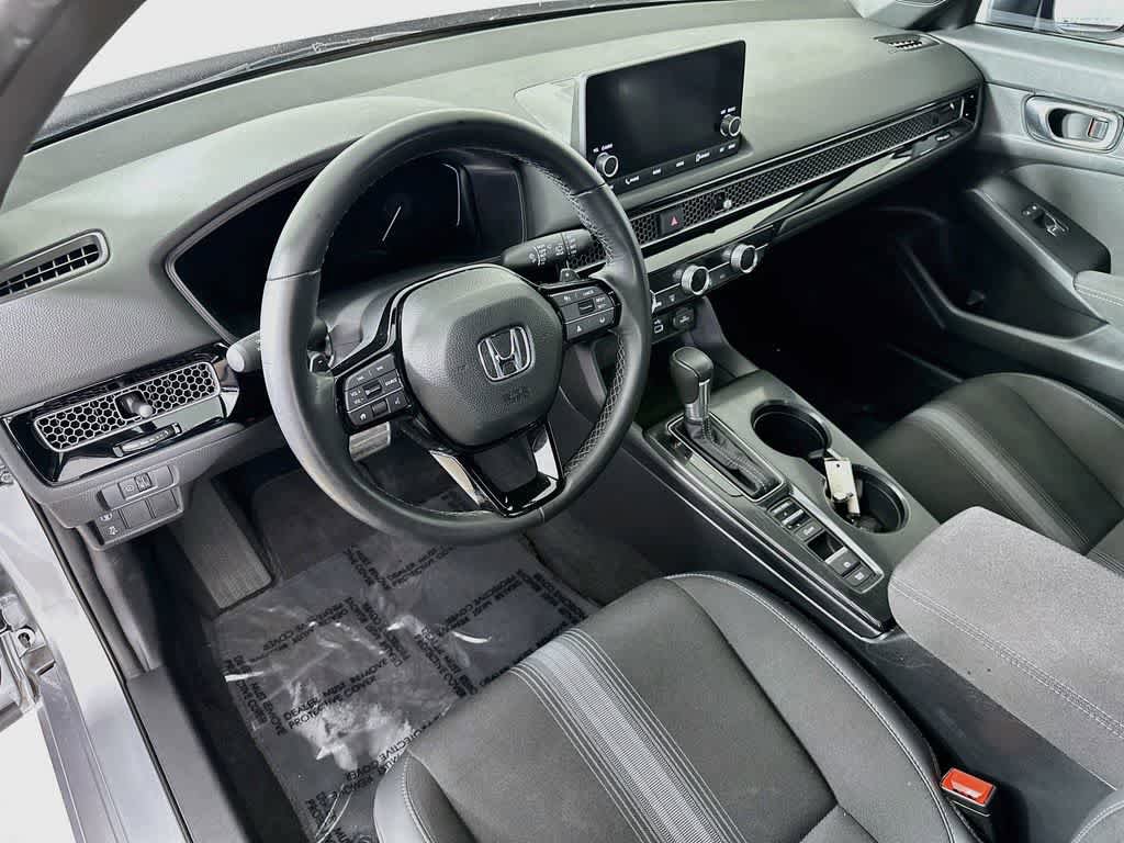 Used 2023 Honda Civic Sport image 2