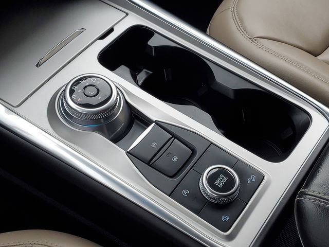 Certified 2024 Ford Explorer XLT w/ Equipment Group 202A image 25