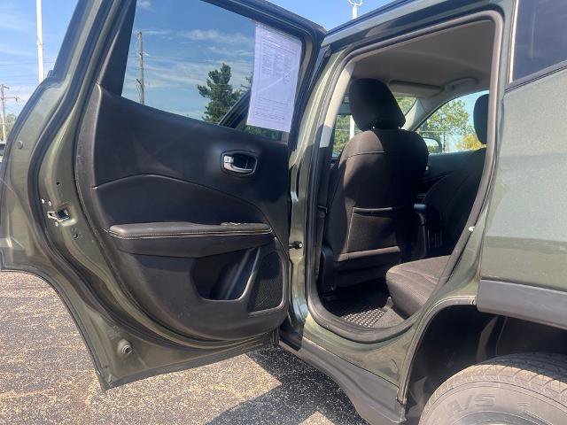 Used 2018 Jeep Compass Sport w/ Tech Group AWD/4WD image 26