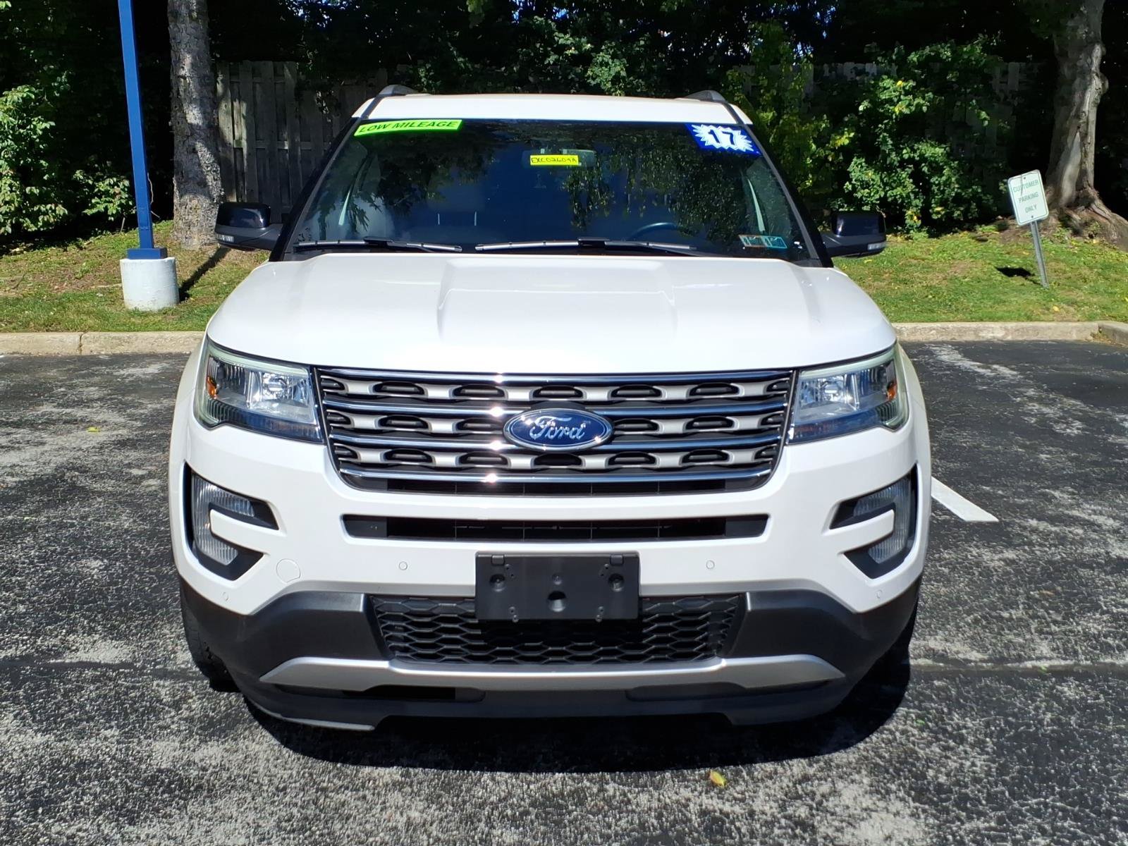 Certified 2017 Ford Explorer XLT w/ Equipment Group 202A AWD/4WD image 9
