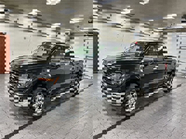 Certified 2024 Ford F150 XLT w/ Mobile Office Package image 3