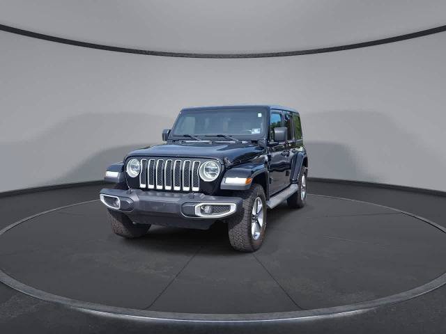 Used 2018 Jeep Wrangler Unlimited Sahara w/ Dual Top Group AWD/4WD image 3