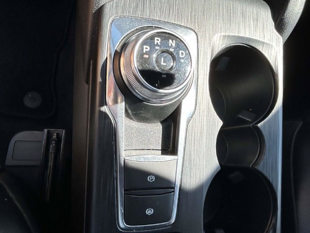 Certified 2025 Ford Escape ST-Line Select AWD/4WD image 28