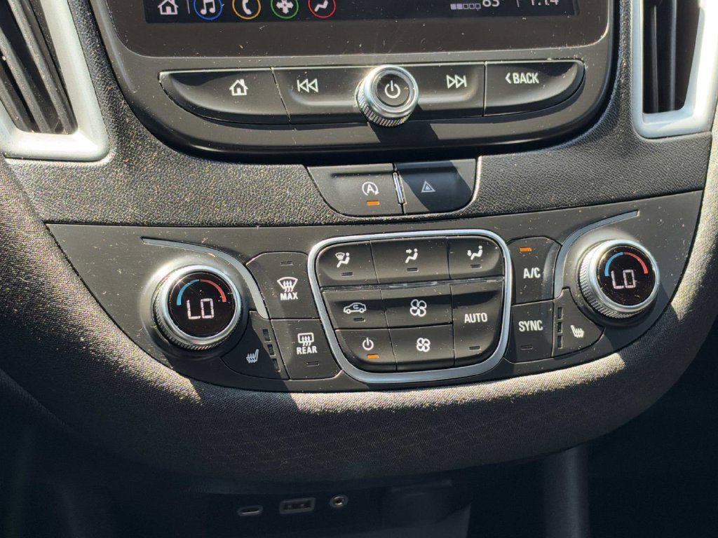 Used 2024 Chevrolet Malibu LT FWD image 15