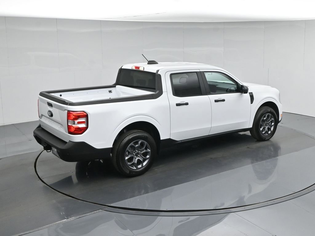 Certified 2025 Ford Maverick XLT w/ 4K Tow Package AWD/4WD image 41