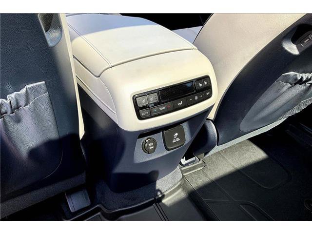 Used 2024 Hyundai Palisade Calligraphy AWD/4WD image 12