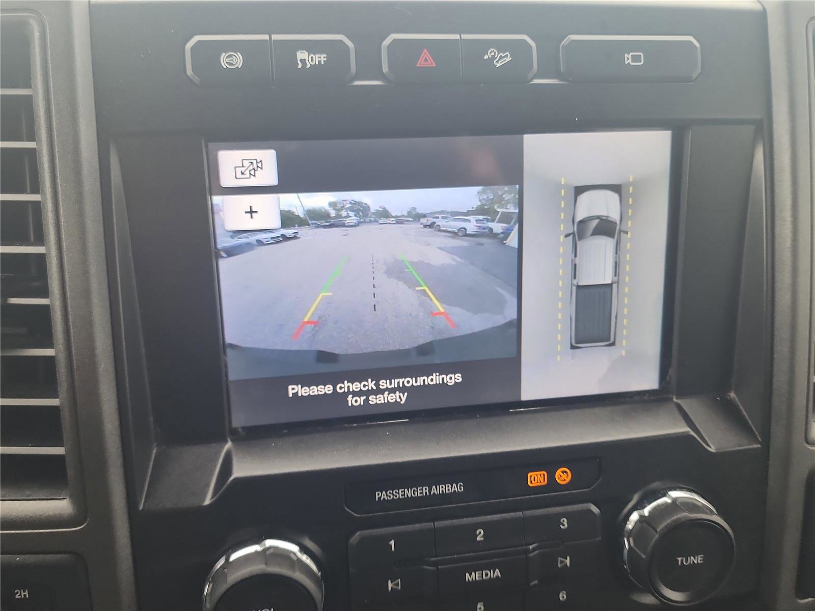 Certified 2019 Ford F250 XL w/ STX Appearance Package image 34