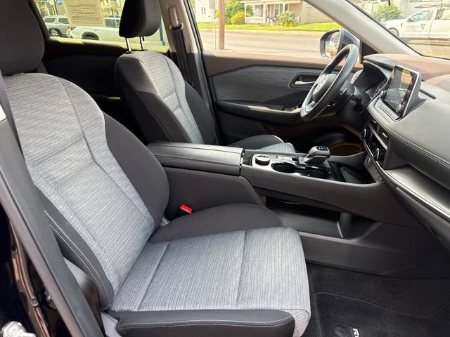 Used 2023 Nissan Rogue SV AWD/4WD image 30