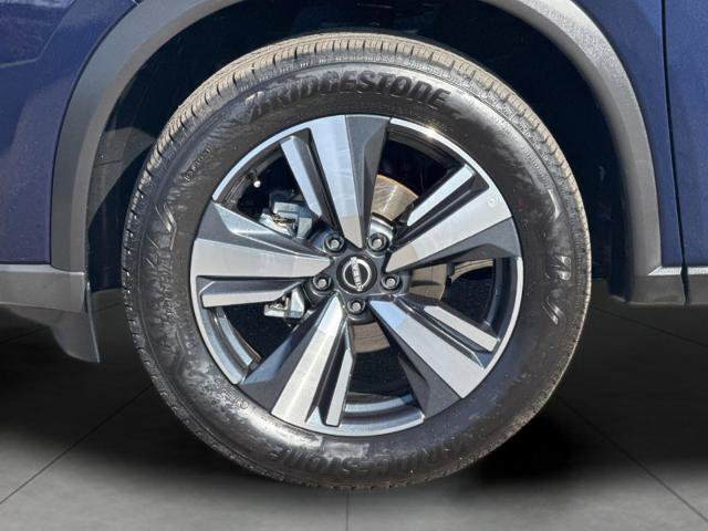 Used 2026 Nissan Rogue SL AWD/4WD image 25