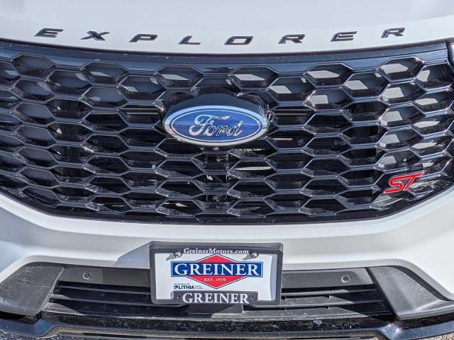 Certified 2025 Ford Explorer ST AWD/4WD image 11