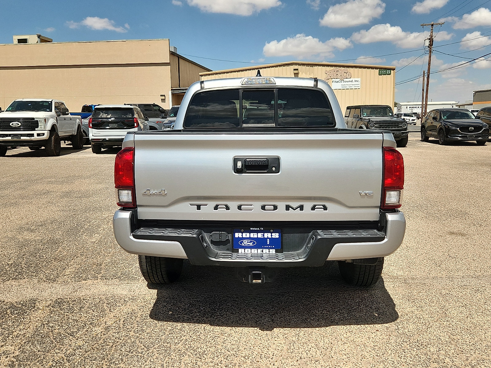 Used 2023 Toyota Tacoma SR AWD/4WD image 6