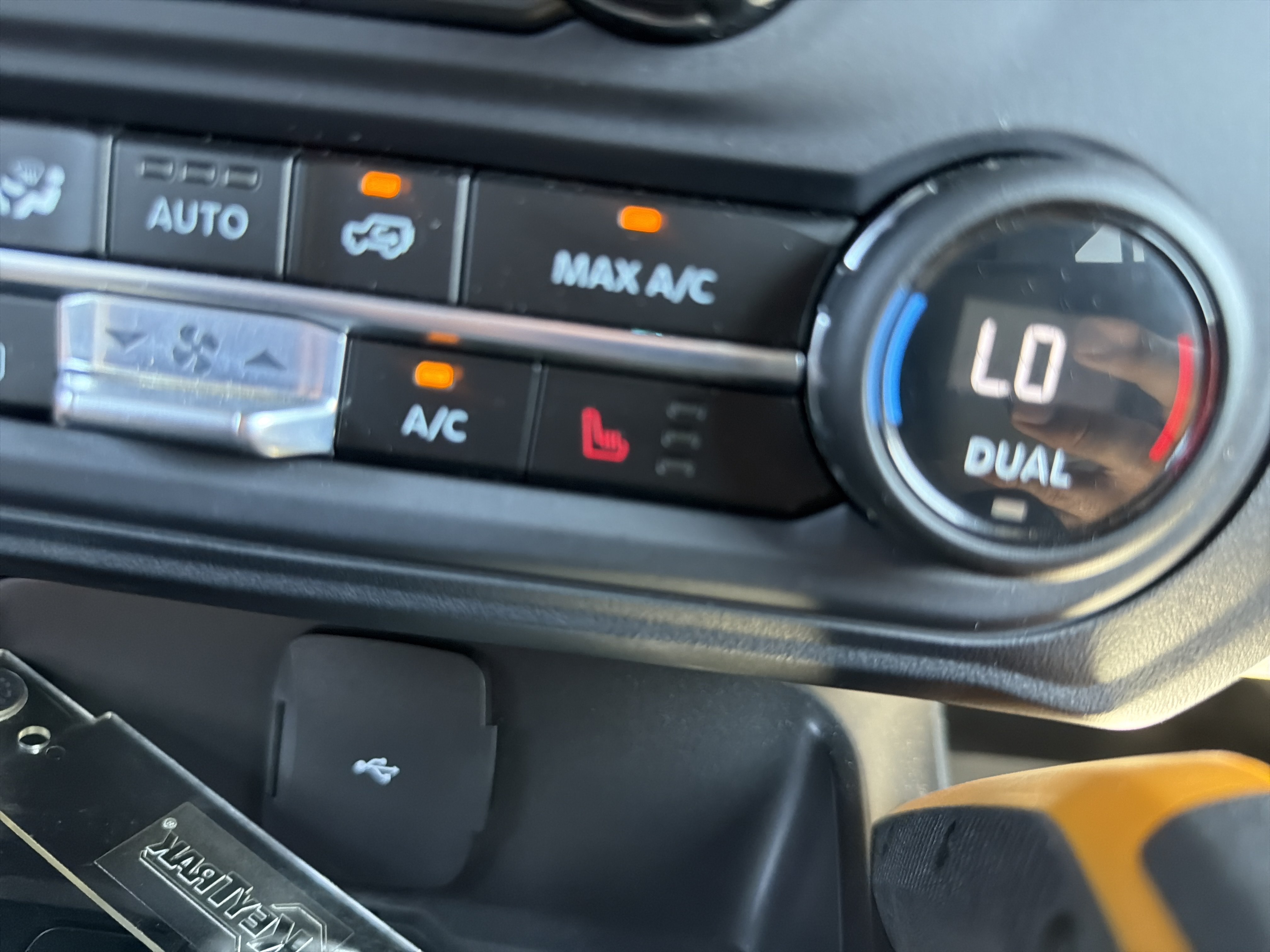 Certified 2023 Ford Bronco Badlands AWD/4WD image 28