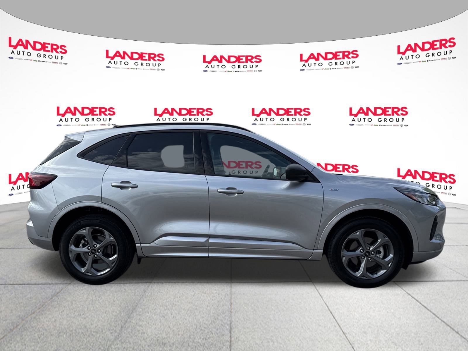 Certified 2024 Ford Escape ST-Line w/ Tech Pack #1 image 6