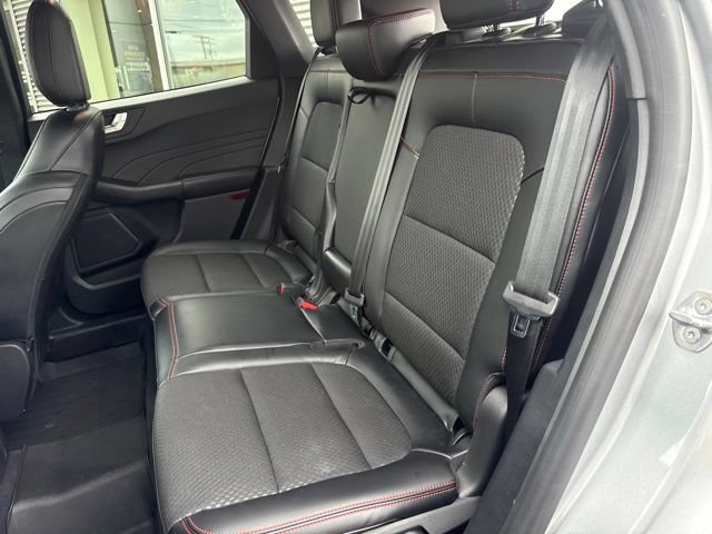 Certified 2023 Ford Escape ST-Line w/ Tech Pack #1 AWD/4WD image 38