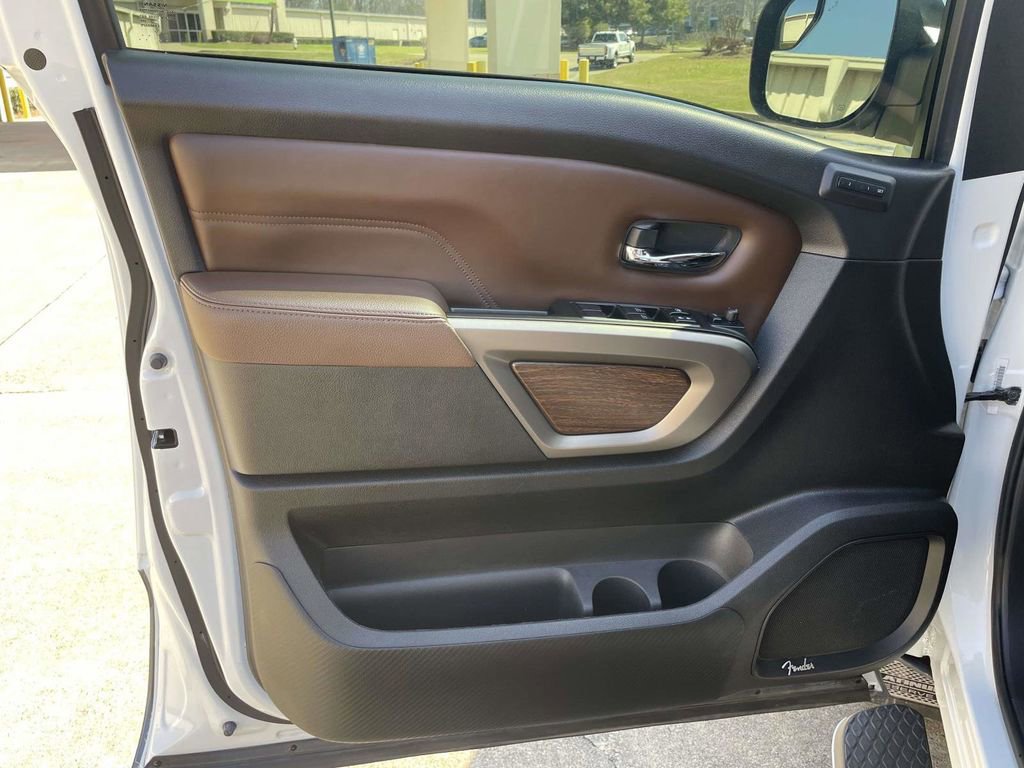 Used 2024 Nissan Titan Platinum Reserve w/ Moonroof Package image 15