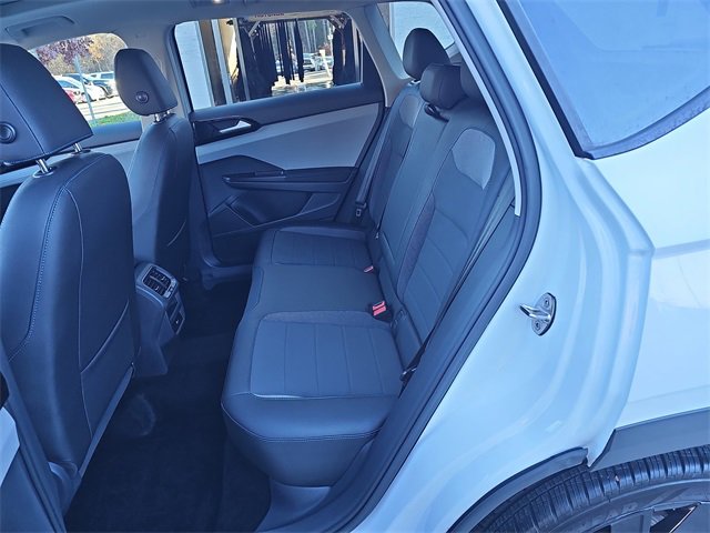 Used 2024 Volkswagen Taos SE image 14