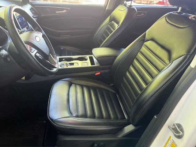 Certified 2023 Ford Edge SEL w/ Convenience Package AWD/4WD image 11
