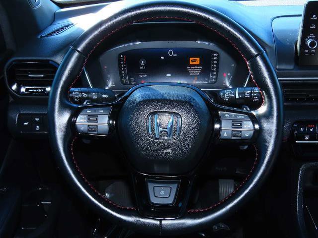 Used 2025 Honda Pilot Black Edition image 29