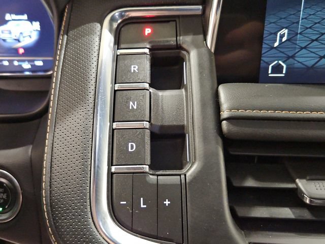 Used 2022 GMC Yukon AT4 w/ Technology Package AWD/4WD image 35