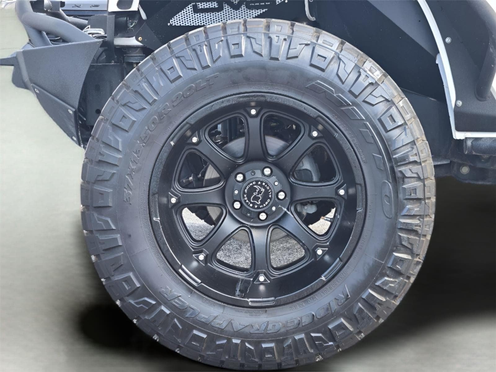 Used 2017 Jeep Wrangler Unlimited Rubicon w/ Connectivity Group AWD/4WD image 11