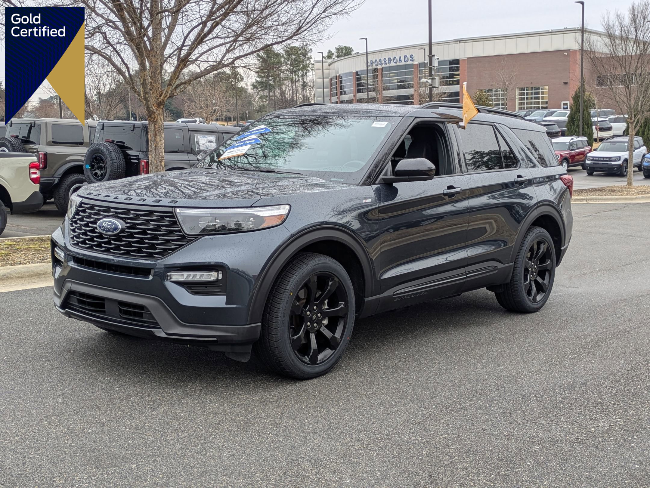 Certified 2023 Ford Explorer ST-Line image 1