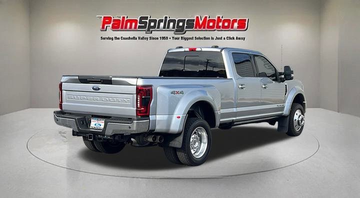 Certified 2022 Ford F450 Lariat w/ Lariat Ultimate Package image 2