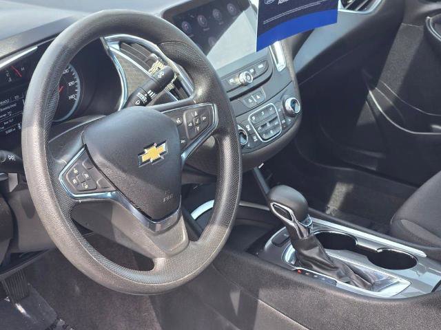 Used 2021 Chevrolet Malibu LT FWD image 21