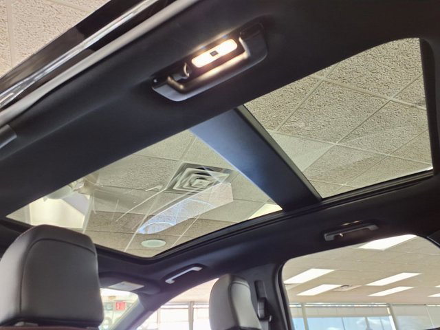 Certified 2024 Ford Edge ST-Line image 5