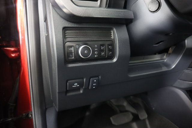 Certified 2025 Ford F250 Platinum w/ Tremor Off-Road Package AWD/4WD image 51