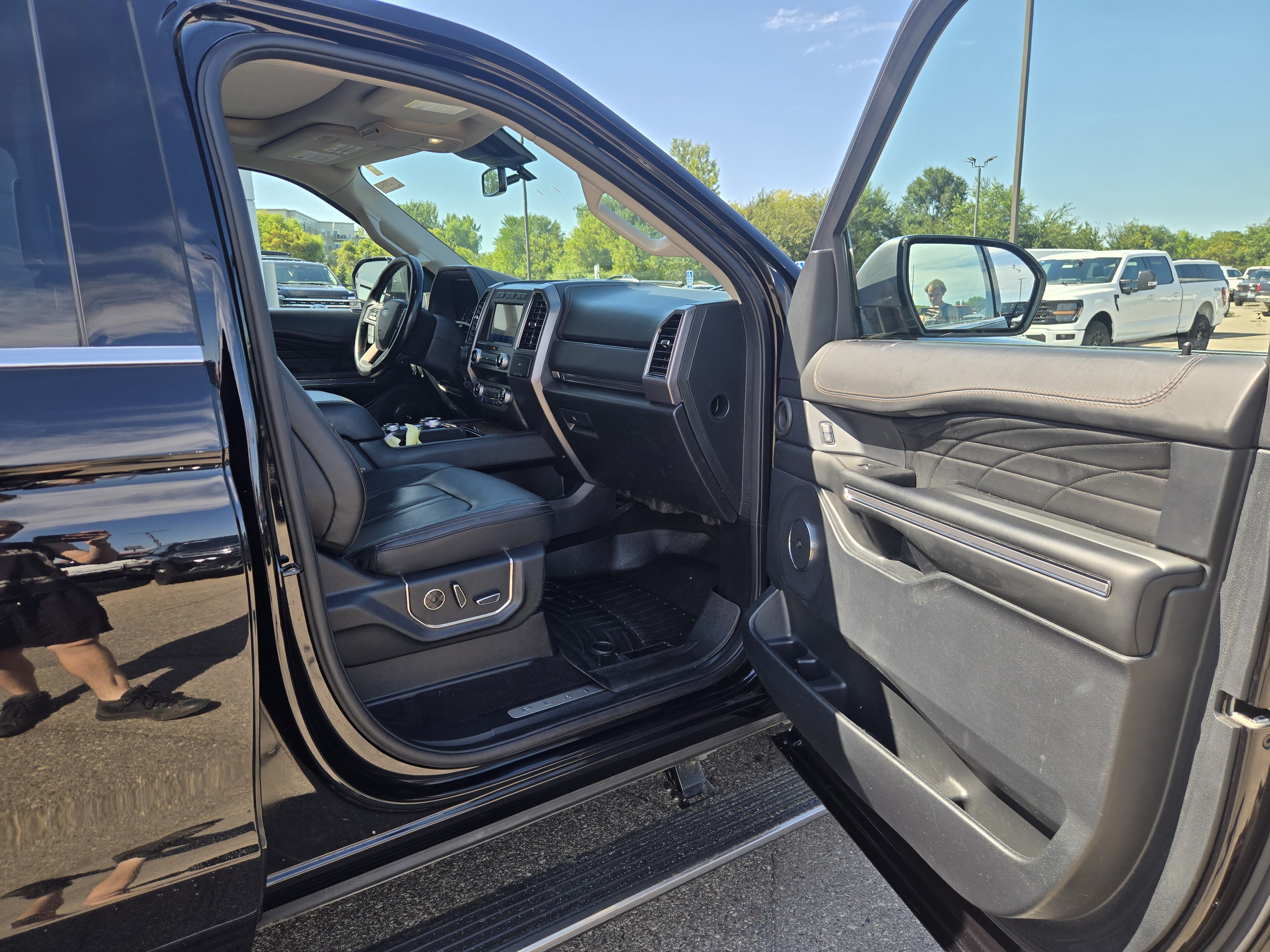 Certified 2021 Ford Expedition Max Platinum AWD/4WD image 16