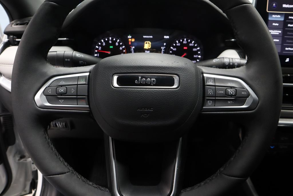 Used 2024 Jeep Compass Limited AWD/4WD image 31