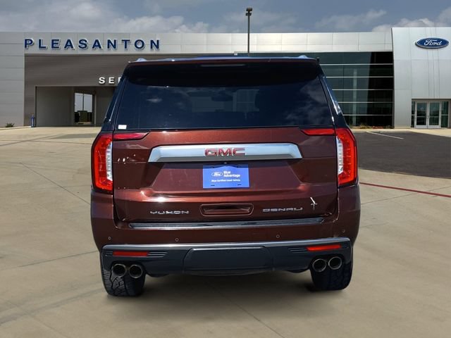 Used 2022 GMC Yukon Denali RWD image 4