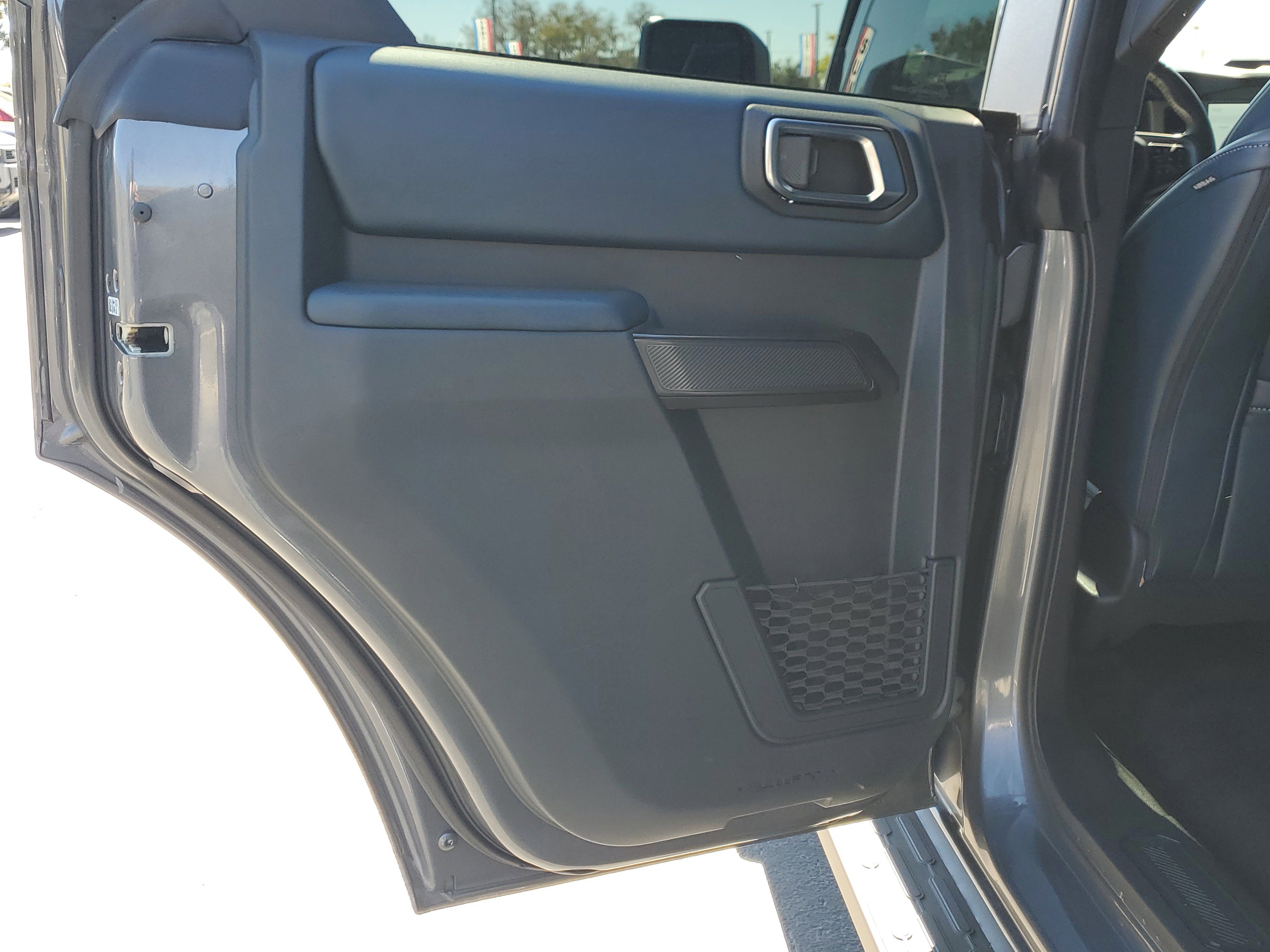 Certified 2024 Ford Bronco Outer Banks w/ Sasquatch Package image 10