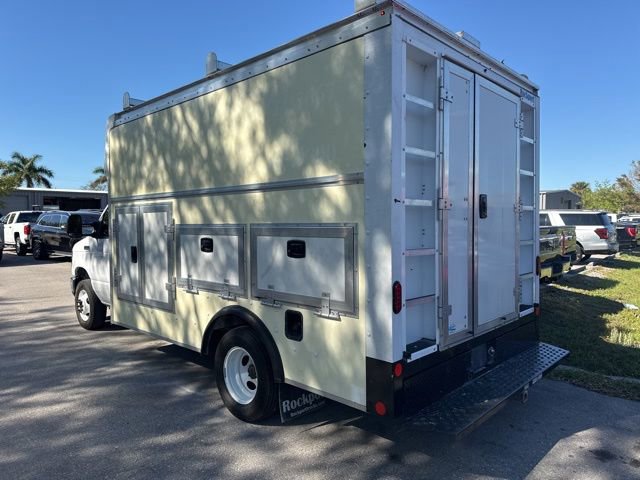 Certified 2023 Ford E-450 and Econoline 450 Super Duty w/ Power Windows & Locks Group image 2