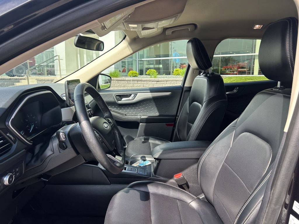 Certified 2020 Ford Escape SEL AWD/4WD image 10
