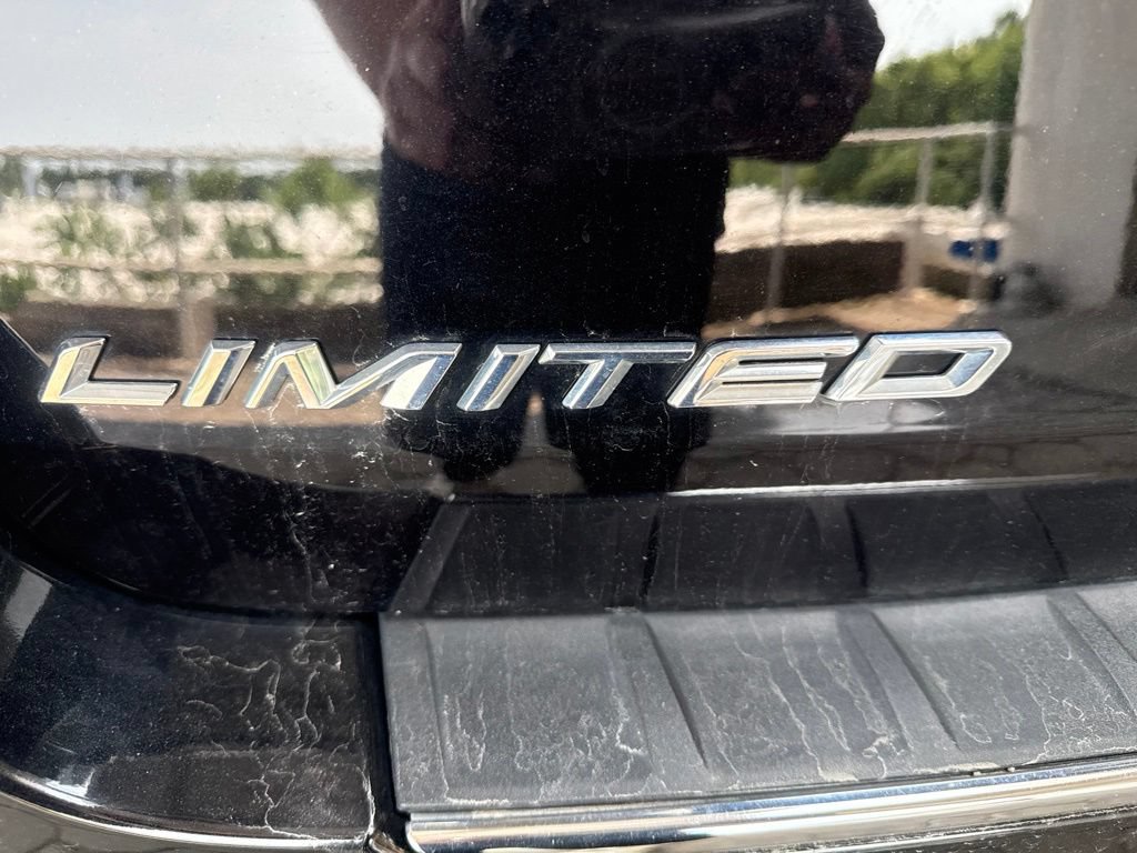 Certified 2024 Ford Explorer Limited w/ Limited Technology Package AWD/4WD image 11