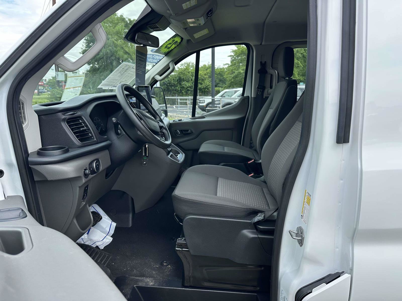 Certified 2025 Ford Transit 350 XLT RWD image 16