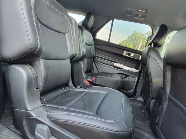 Certified 2023 Ford Explorer XLT w/ Equipment Group 202A RWD image 19