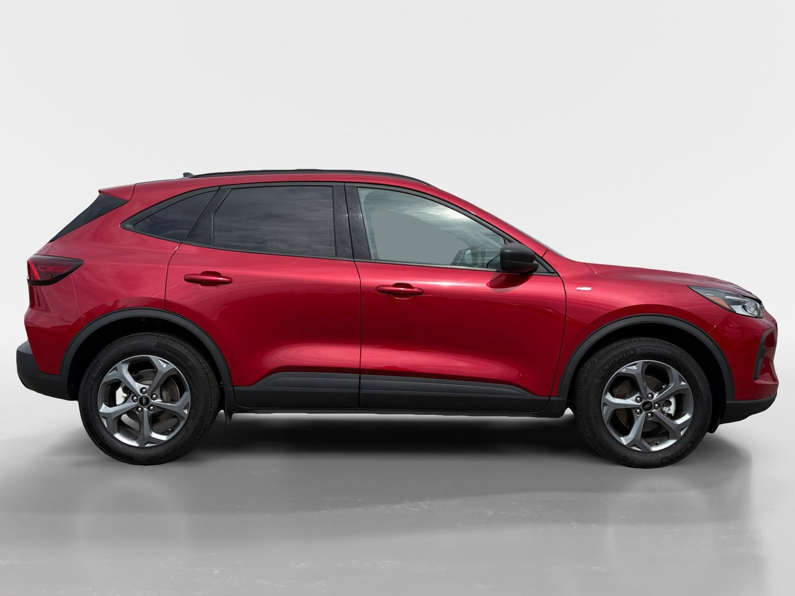 Certified 2025 Ford Escape ST-Line AWD/4WD image 8