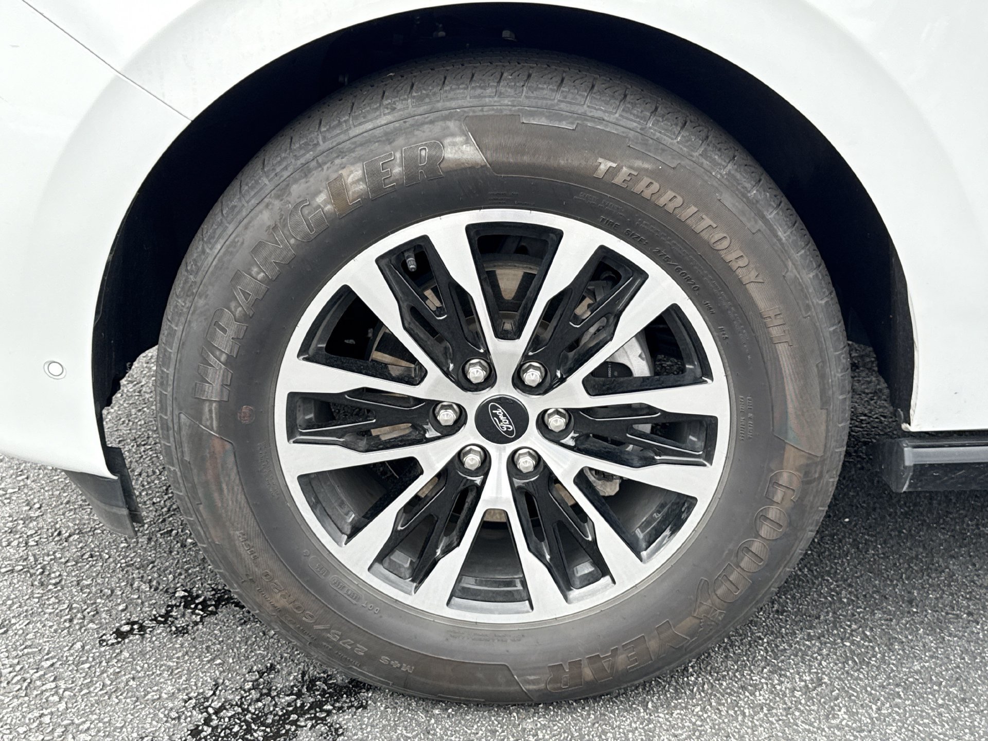 Certified 2025 Ford Expedition Max Platinum AWD/4WD image 31