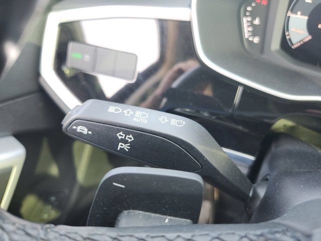 Used 2022 Audi Q3 2.0T Premium w/ Convenience Package AWD/4WD image 41