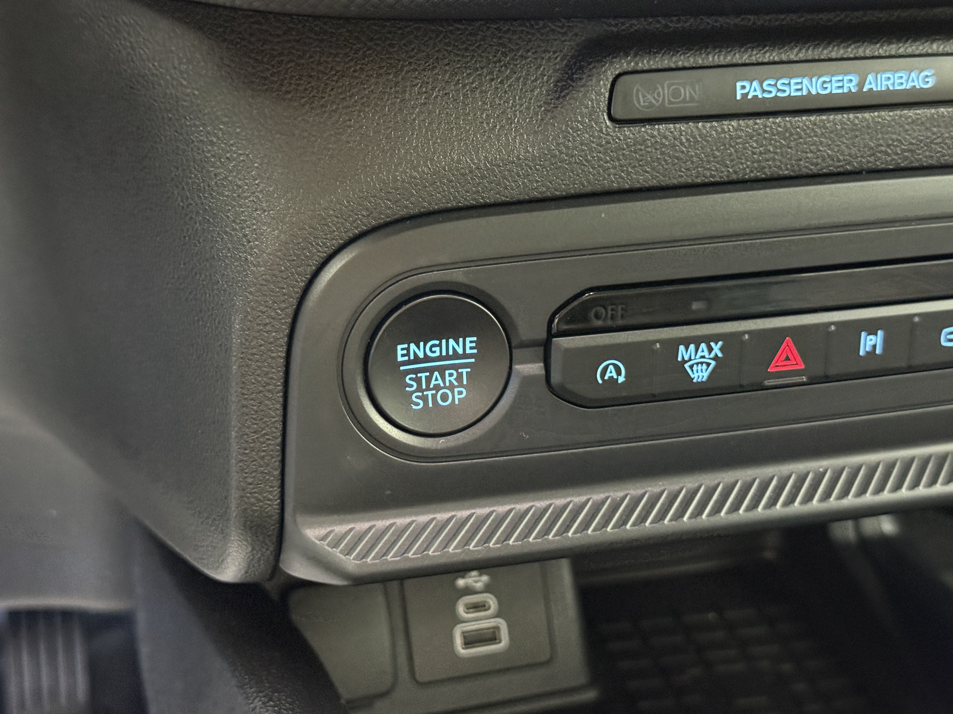Certified 2025 Ford Bronco Sport Badlands AWD/4WD image 28