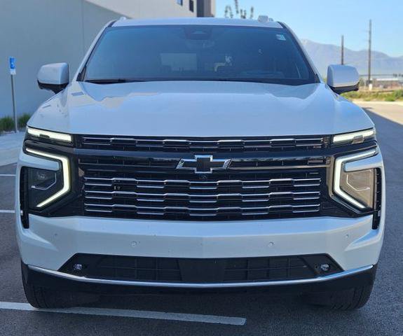 Used 2025 Chevrolet Tahoe High Country AWD/4WD image 5